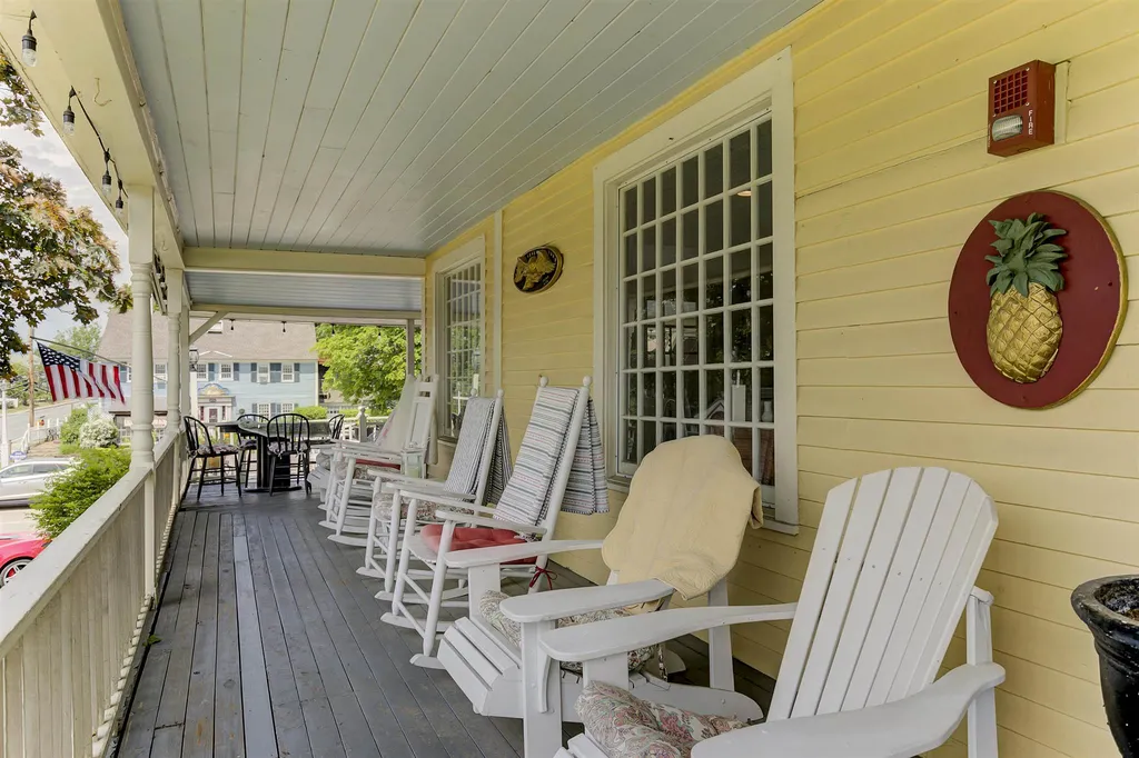 2331 White Mountain Highway Conway NH 03860