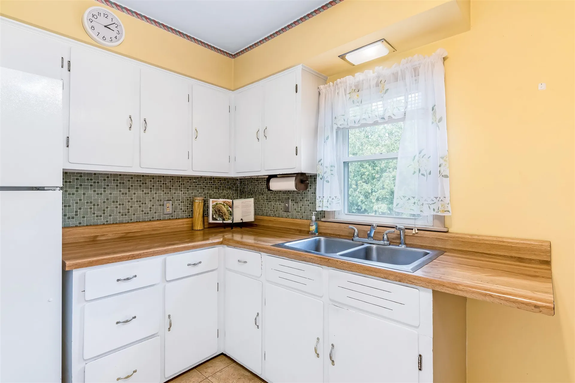 42 Hardy Avenue Burlington VT 05408