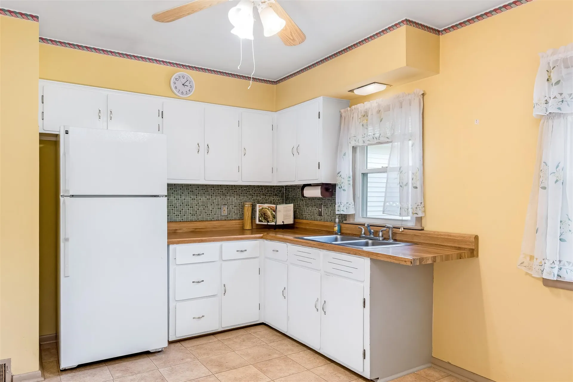 42 Hardy Avenue Burlington VT 05408