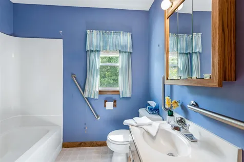 42 Hardy Avenue Burlington VT 05408