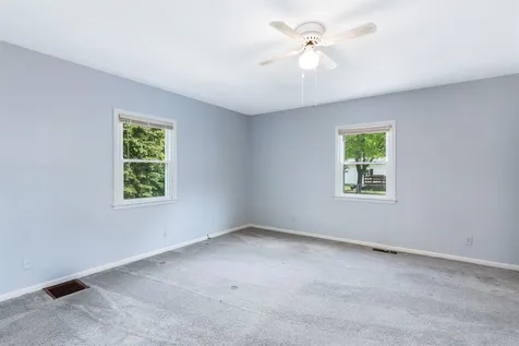 42 Hardy Avenue Burlington VT 05408