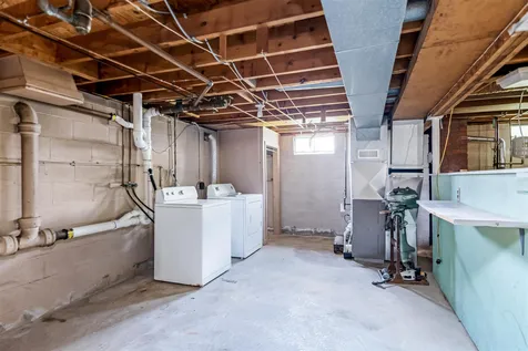 42 Hardy Avenue Burlington VT 05408