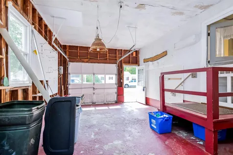 42 Hardy Avenue Burlington VT 05408
