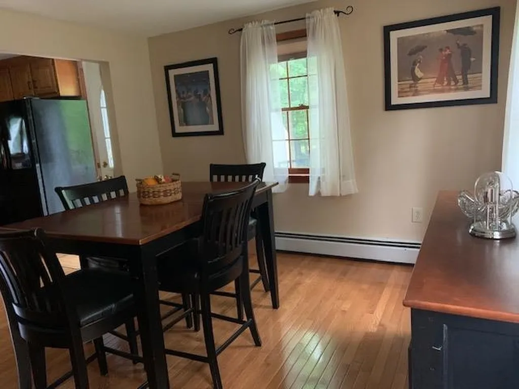 32 Morgan Avenue Pelham NH 03076