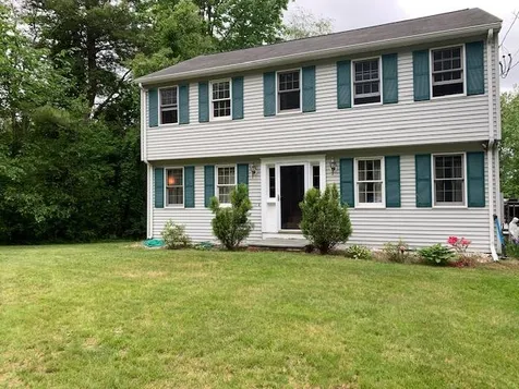 32 Morgan Avenue Pelham NH 03076