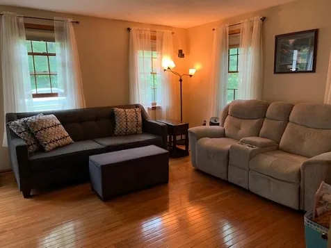 32 Morgan Avenue Pelham NH 03076