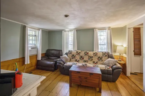 18 Old Warner Road Bradford NH 03221