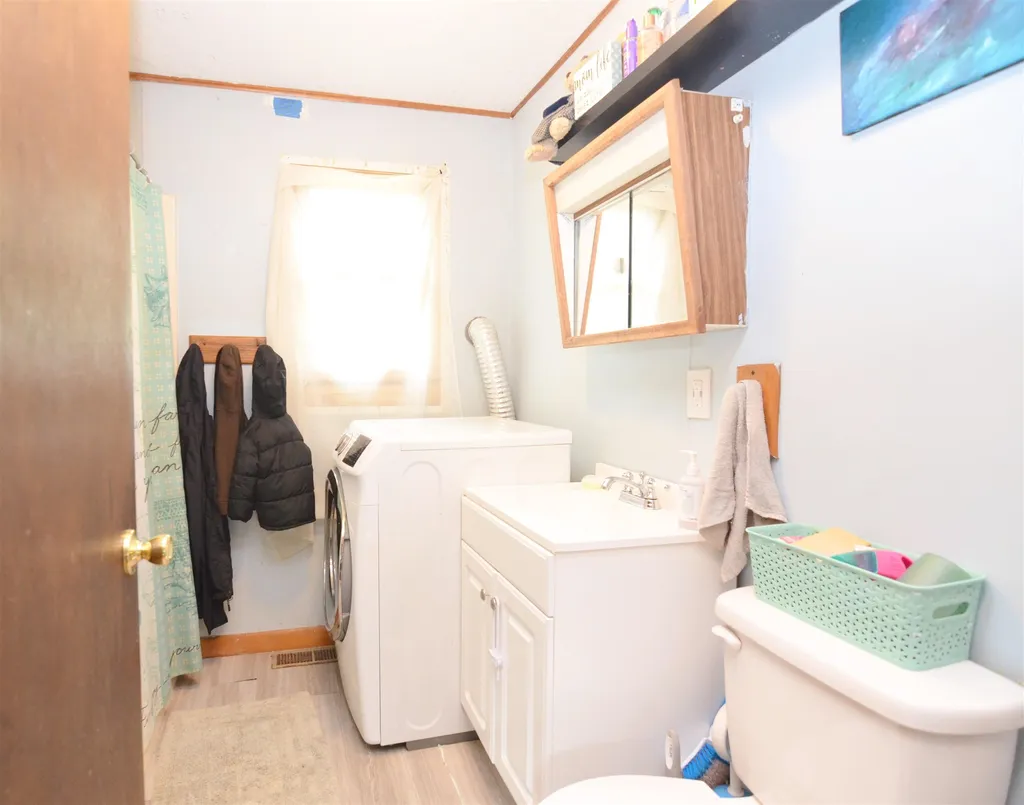 5 Stewart Street Andover NH 03216