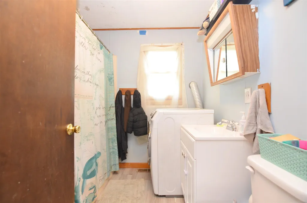 5 Stewart Street Andover NH 03216