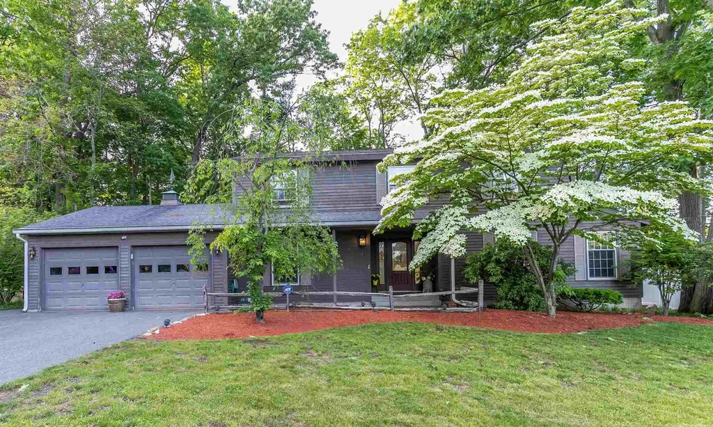 21 Longwood Road Salem, NH