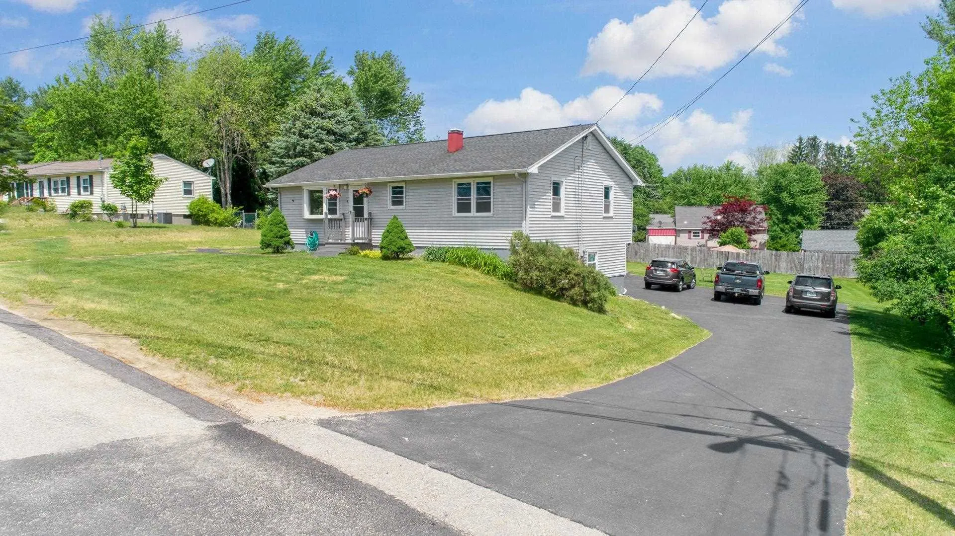 8 Charbonneau Street Hudson NH 03051