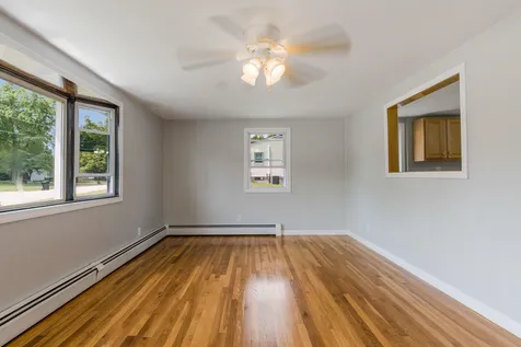 8 Charbonneau Street Hudson NH 03051