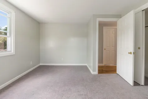 8 Charbonneau Street Hudson NH 03051