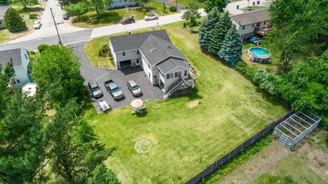 8 Charbonneau Street Hudson NH 03051