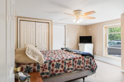8 Charbonneau Street Hudson NH 03051