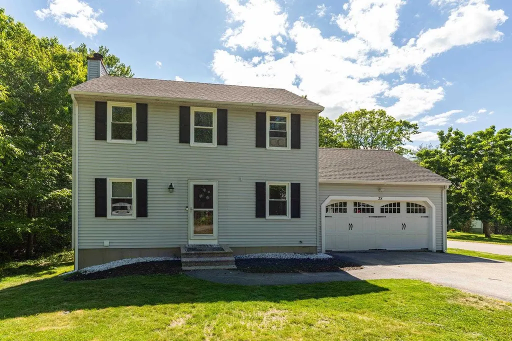 28 Exeter Highland Drive Exeter NH 03833