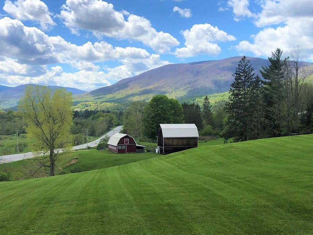 97 Main Street Manchester VT 05254