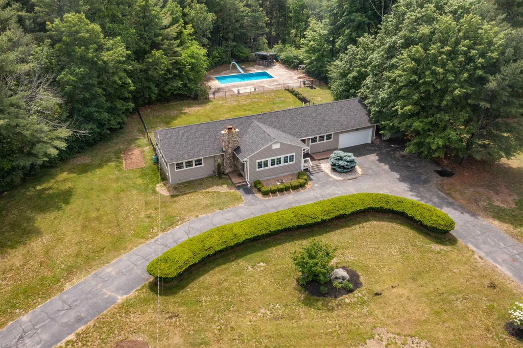 63 Lowell Road Windham NH 03087