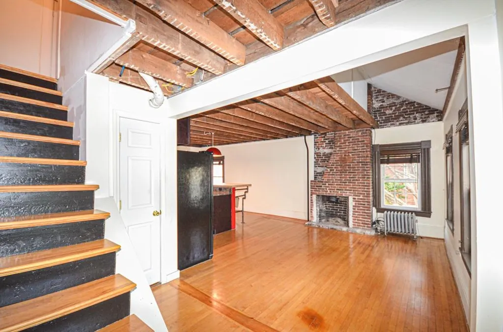 79 Pleasant Street Manchester NH 03101