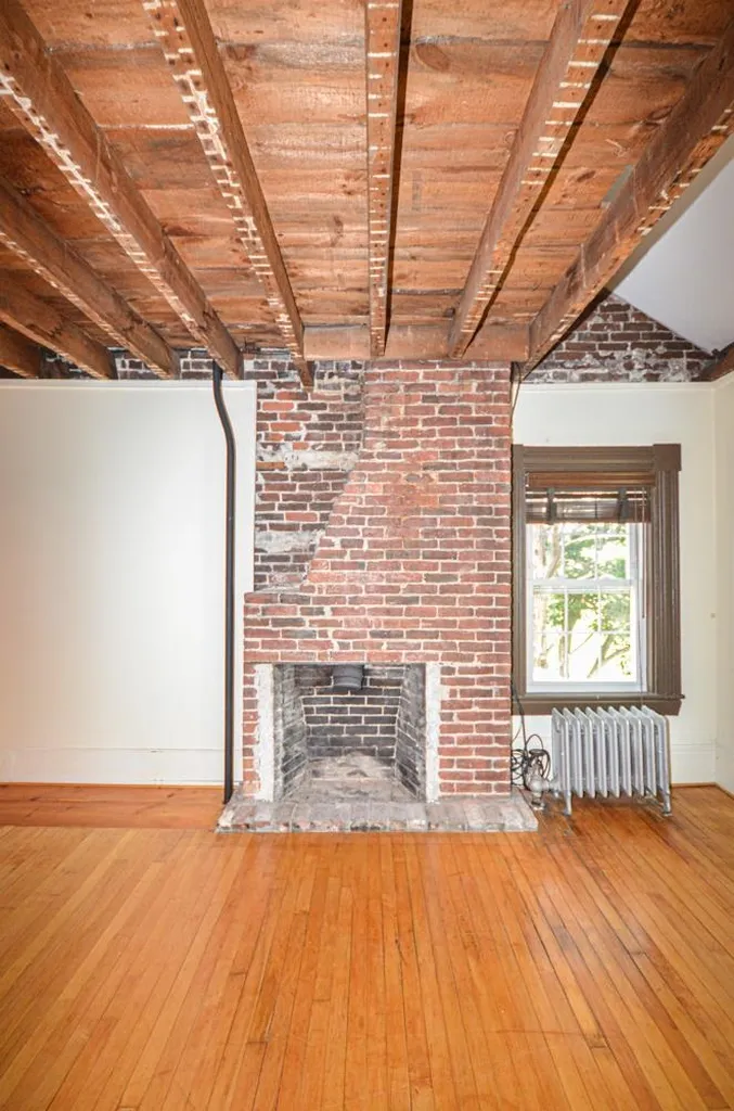 79 Pleasant Street Manchester NH 03101