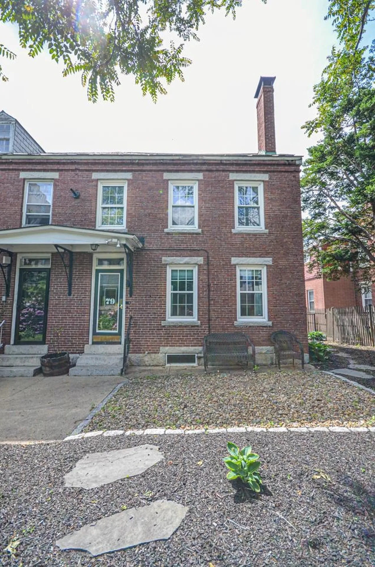 79 Pleasant Street Manchester NH 03101