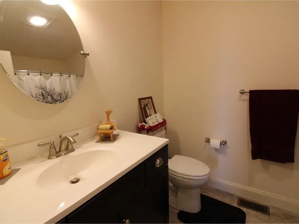 35 Fall Street South Burlington VT 05403