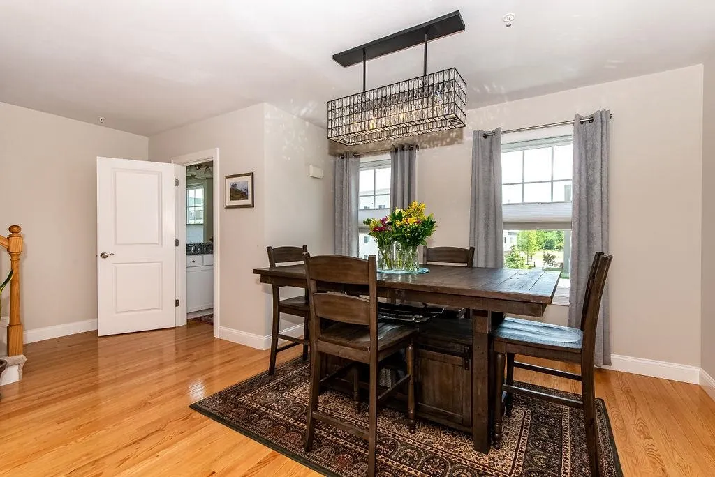 33 Artisan Way Dover NH 03820