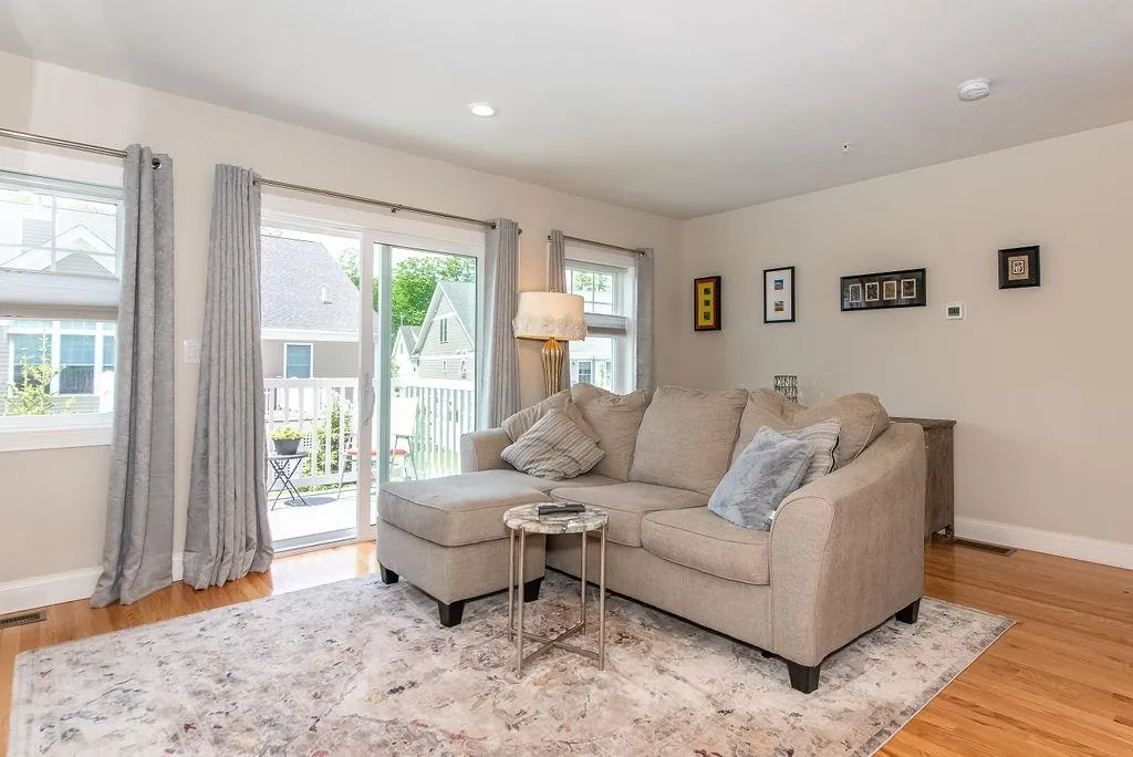 33 Artisan Way Dover NH 03820