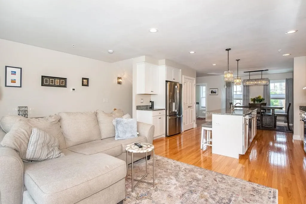 33 Artisan Way Dover NH 03820