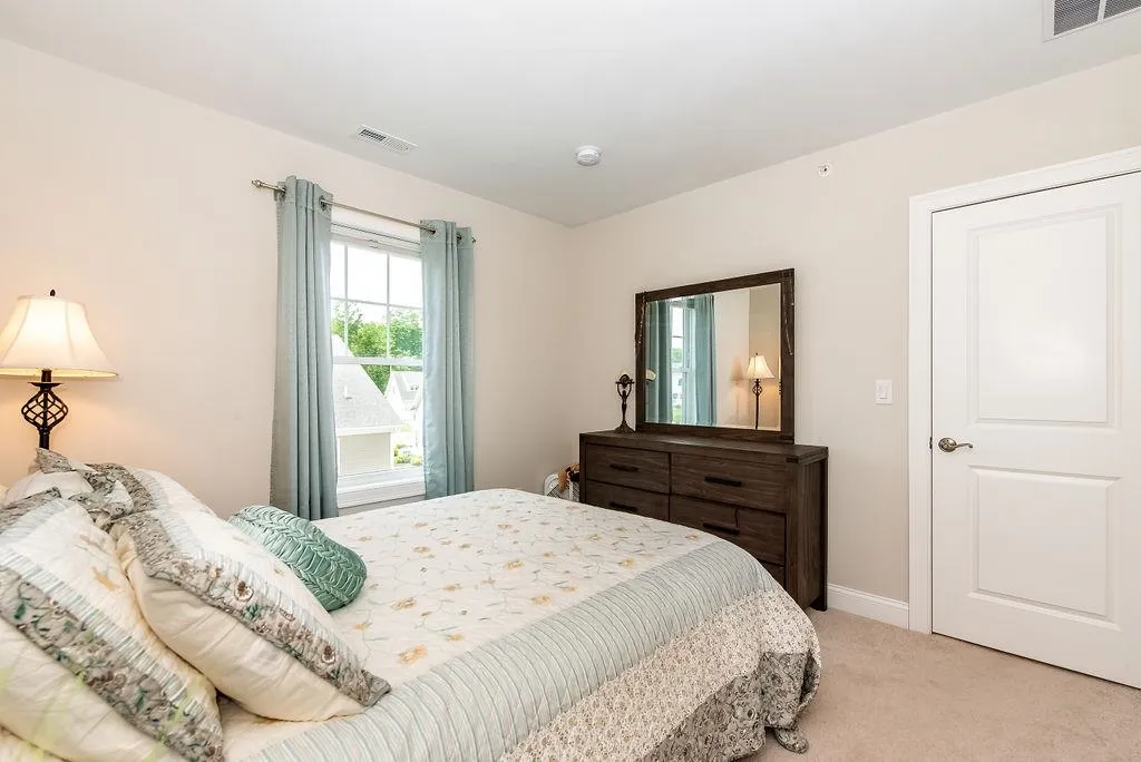 33 Artisan Way Dover NH 03820