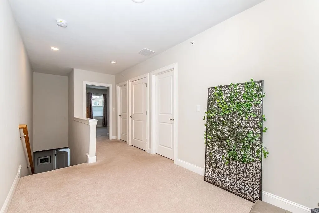 33 Artisan Way Dover NH 03820