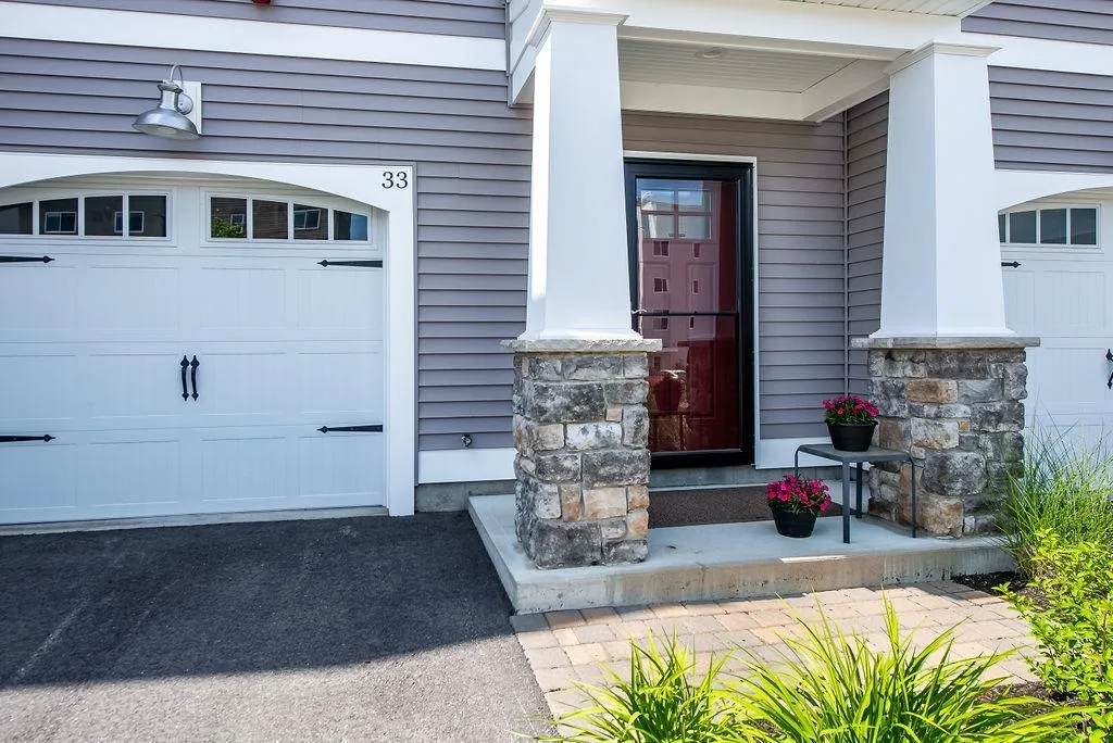 33 Artisan Way Dover NH 03820