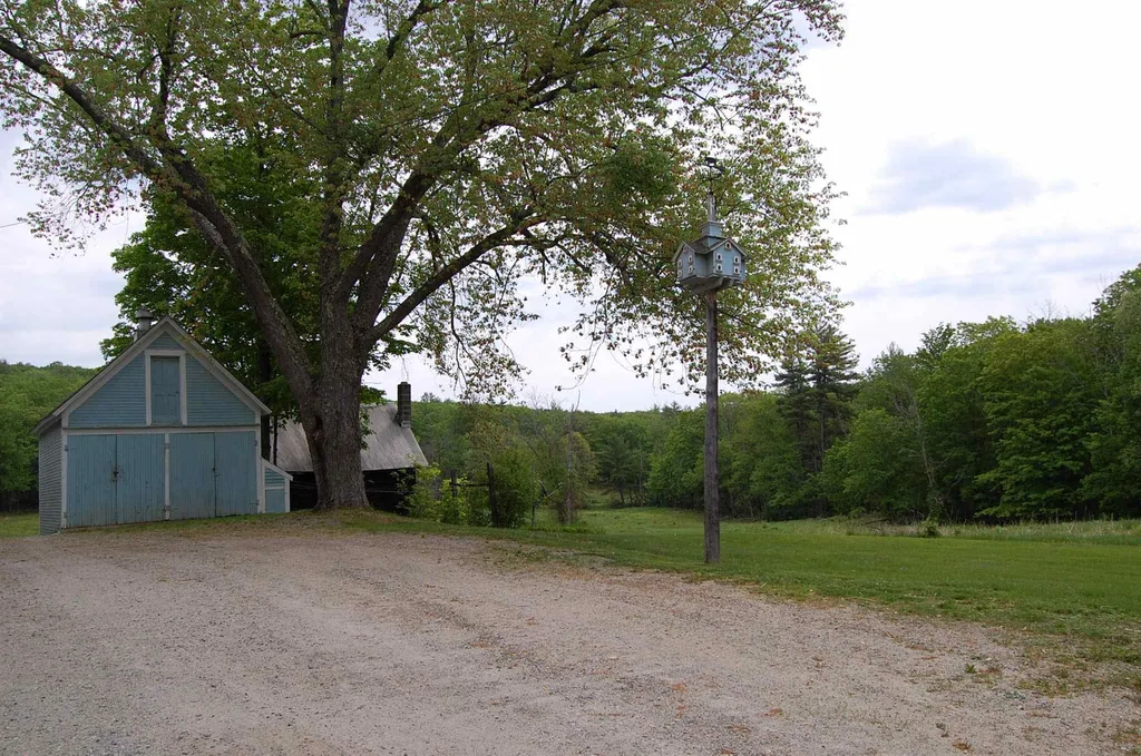 52 Fisk Road Concord NH 03301
