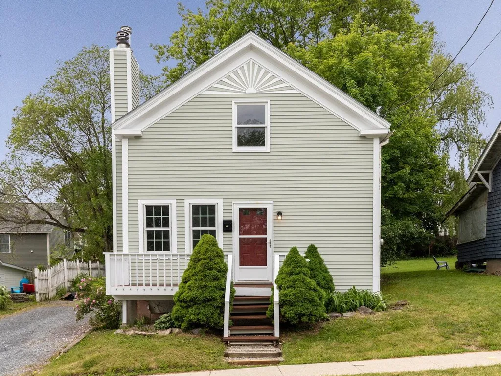 12 Scovel Lane Vergennes VT 05491