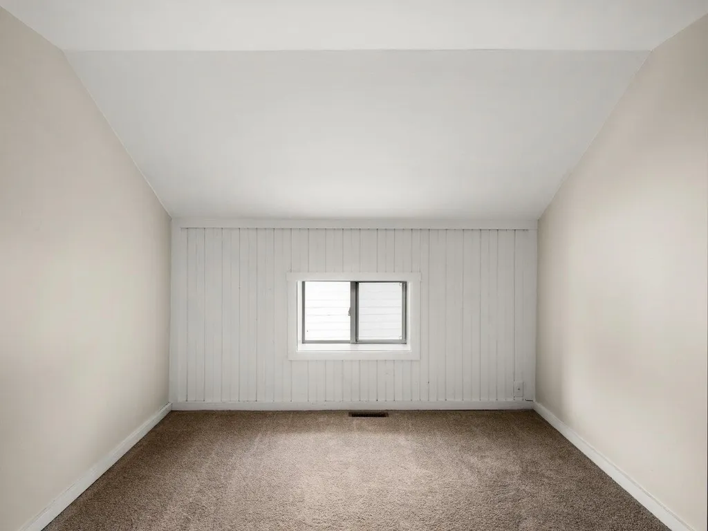 12 Scovel Lane Vergennes VT 05491