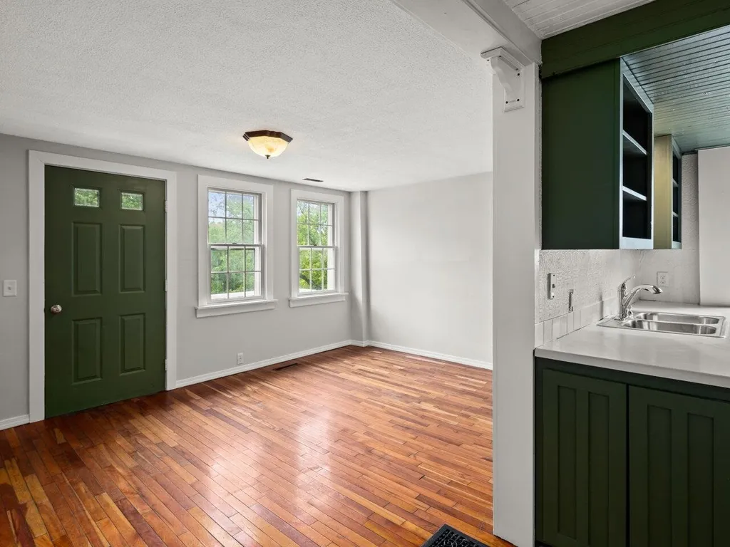 12 Scovel Lane Vergennes VT 05491