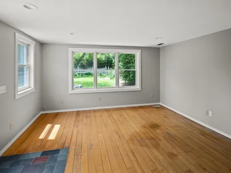 12 Scovel Lane Vergennes VT 05491