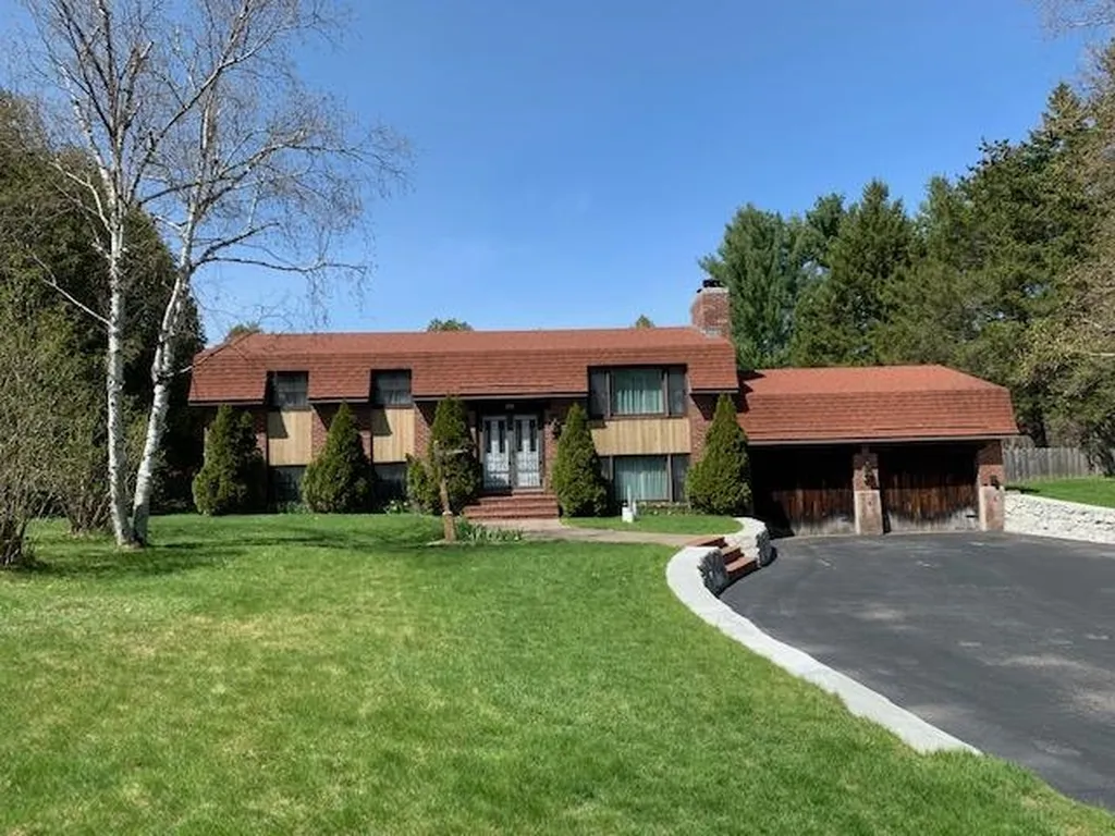 28 Pinehurst Drive Jericho VT 05465