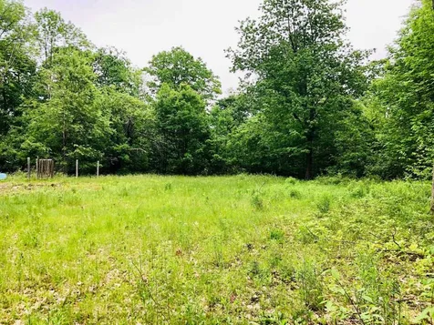 17 Old Temple Road Lyndeborough NH 03082