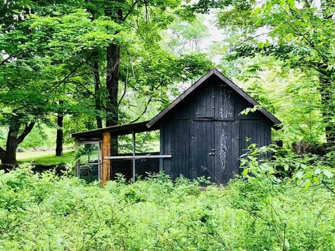 17 Old Temple Road Lyndeborough NH 03082