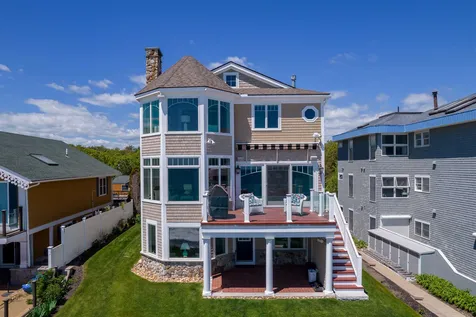 1042 Ocean Boulevard Hampton NH 03842