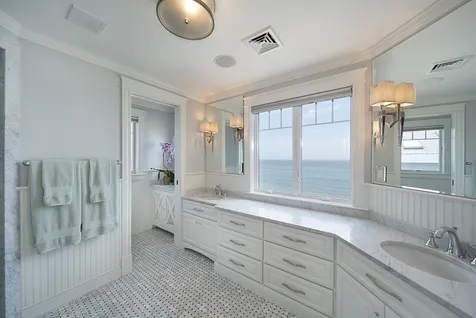 1042 Ocean Boulevard Hampton NH 03842