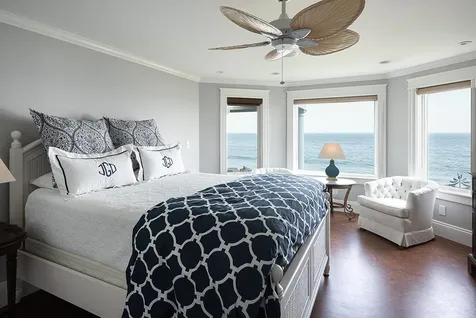 1042 Ocean Boulevard Hampton NH 03842