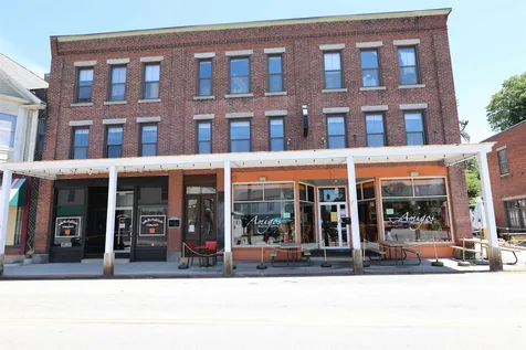 20 South Street Milford NH 03055
