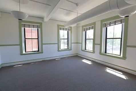 20 South Street Milford NH 03055