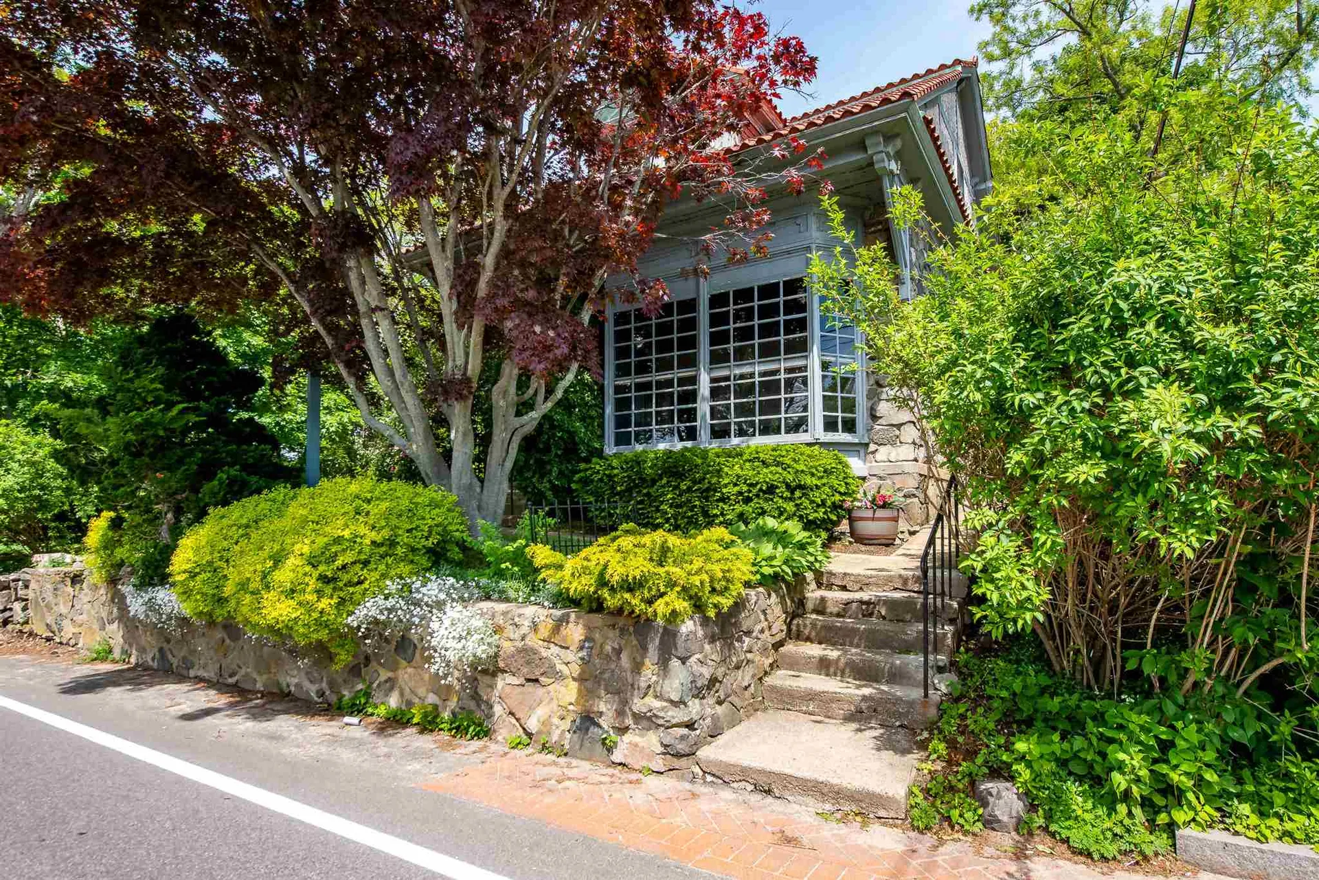 468 York Street York ME 03909