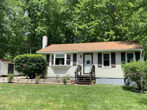 47 John Street Raymond NH 03077