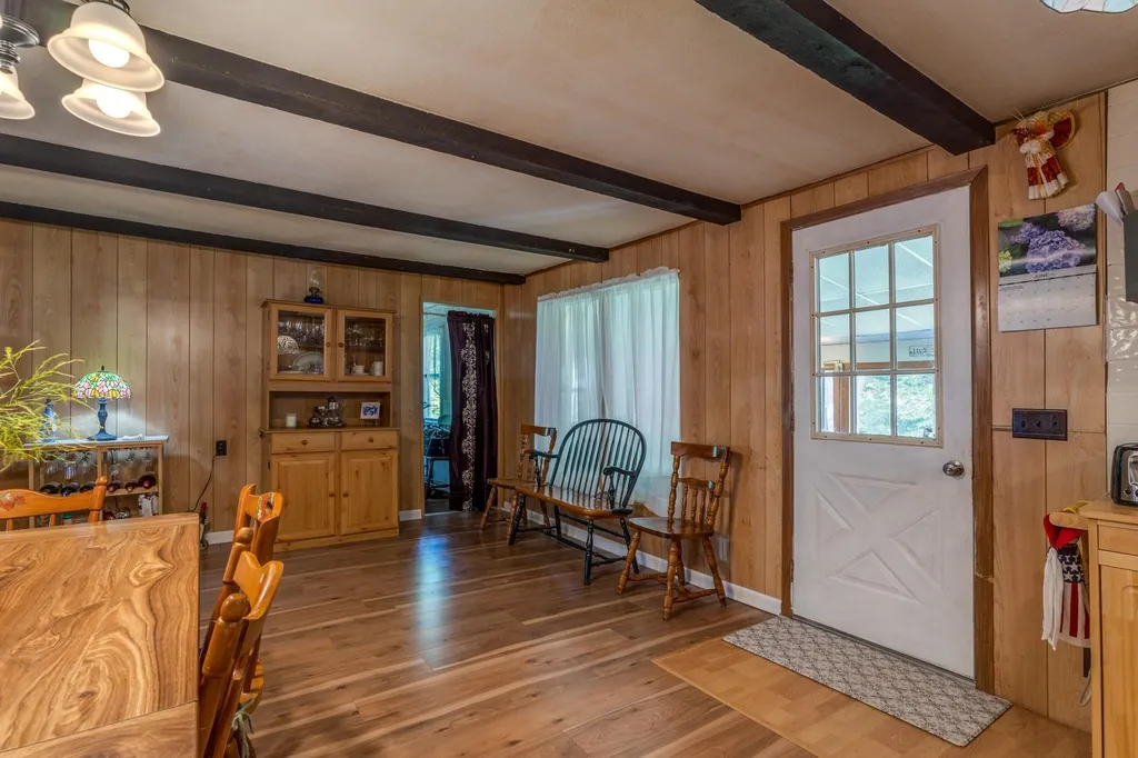 19 Riverside Drive Raymond NH 03077