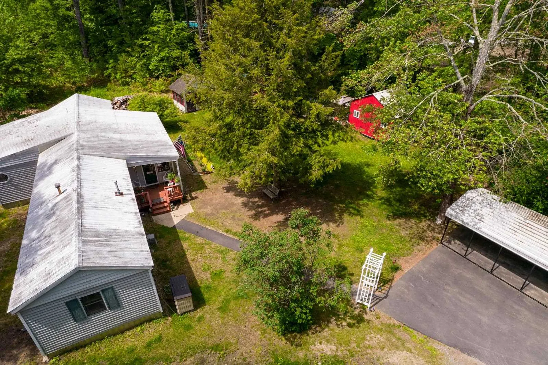 19 Riverside Drive Raymond NH 03077
