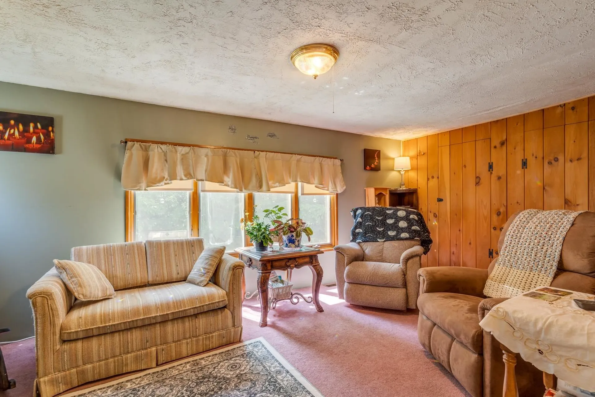 19 Riverside Drive Raymond NH 03077